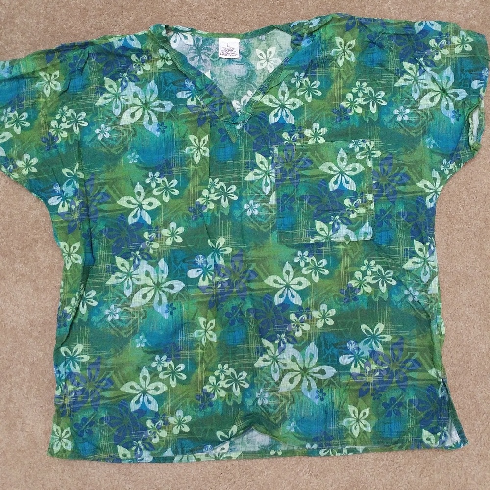 Scrub top